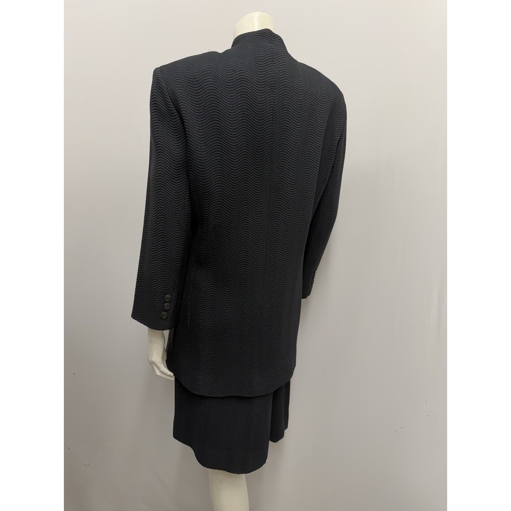 Vintage Emanuel Ungaro Jacket & Skirt Set Black Textured Fabric NWT Size 12 46 - Picture 3 of 11